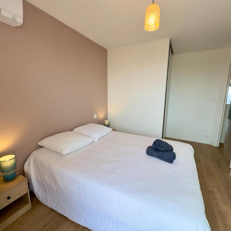 Rêve Bleu Azur - Parking - Climatisation - Bureau - Traversant - Wifi -SudSéjourConciergerie - Appartamento con 2 Camere da Letto, Terrazza e Vista Mare - 12