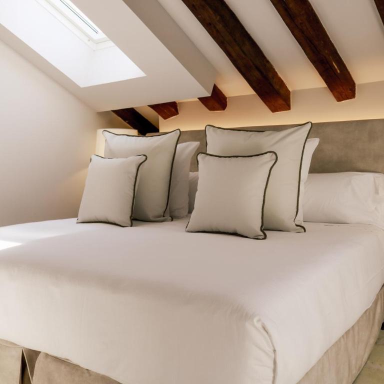 Hospes Puerta de Alcalá, a Member of Design Hotels - Suite Junior - 2