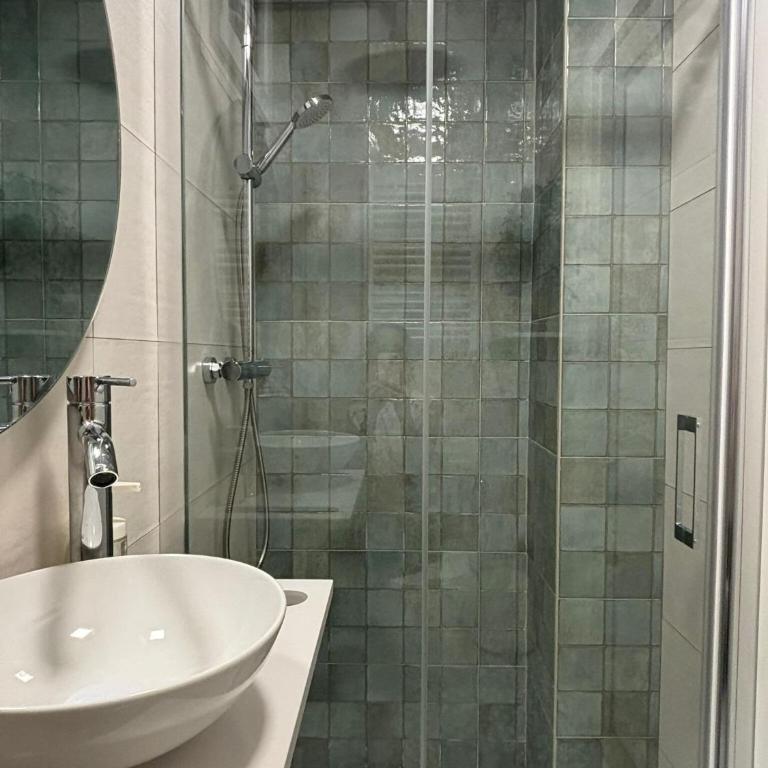 Apartamento La Muralla Deluxe - Three-Bedroom Apartment - 17