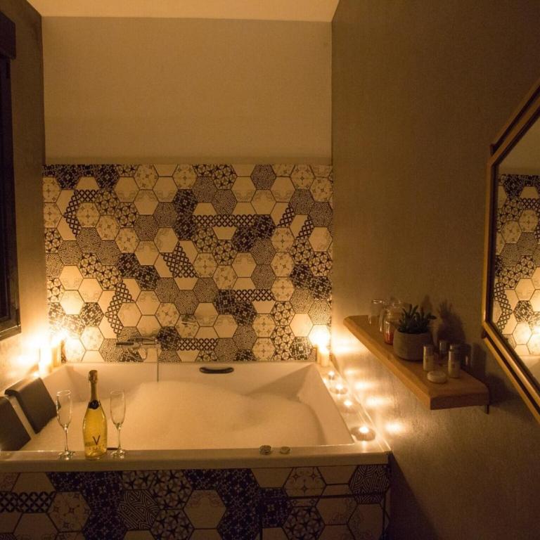 Superior apartment with jacuzzi - Two-Bedroom Apartment - 11
