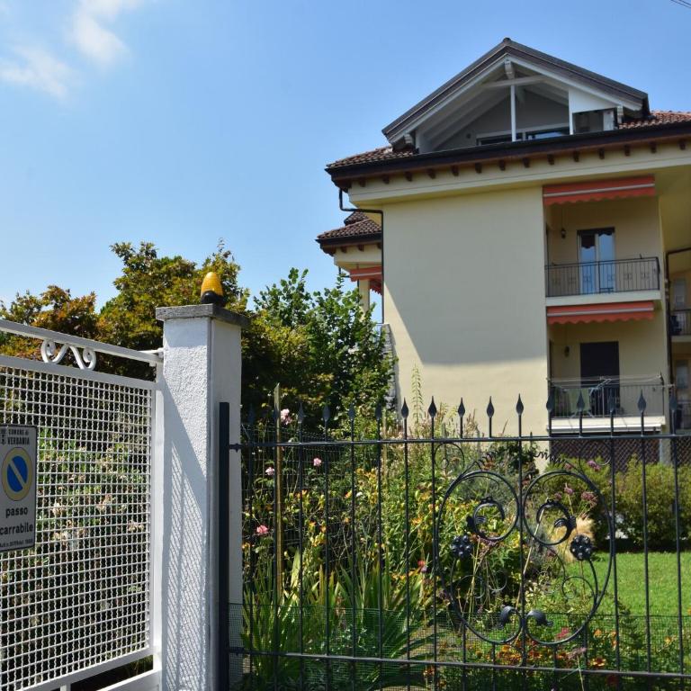 Apartment in a prime location on Lake Maggiore - Appartamento con 3 Camere da Letto - 2