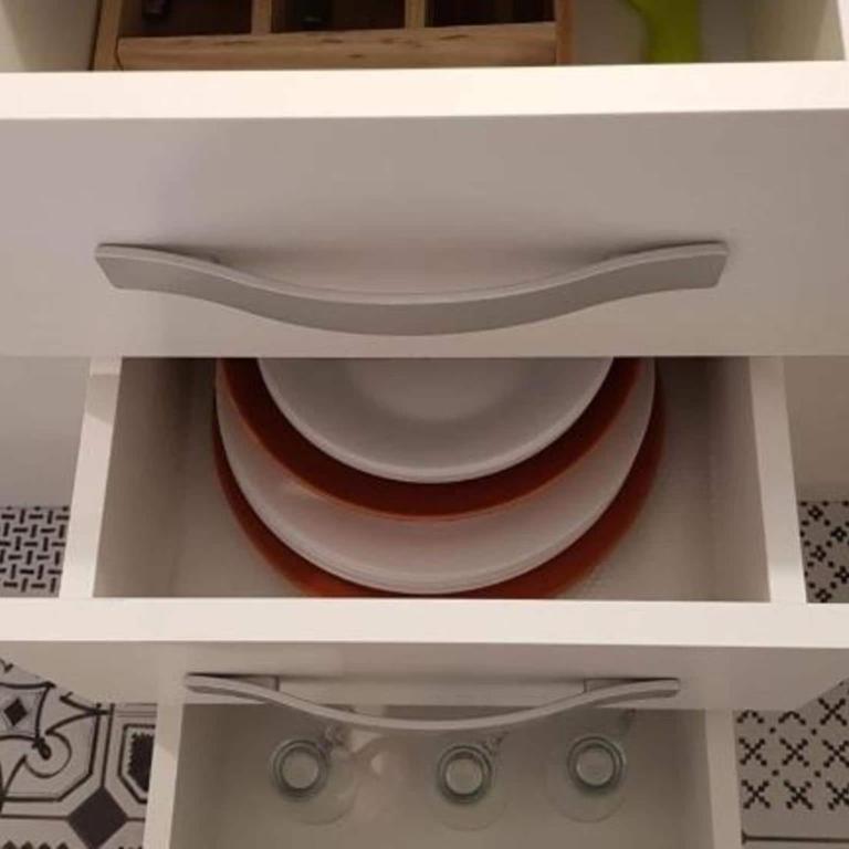 Deluxe Compact Flat with Jacuzzi - One-Bedroom Apartment - 12