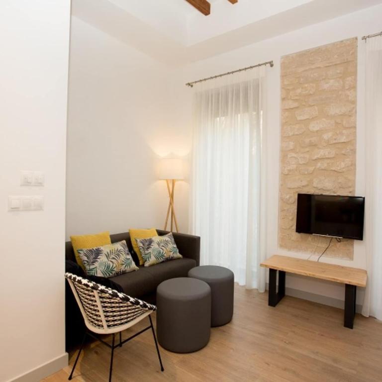 Superior apartment with jacuzzi - Two-Bedroom Apartment - 5