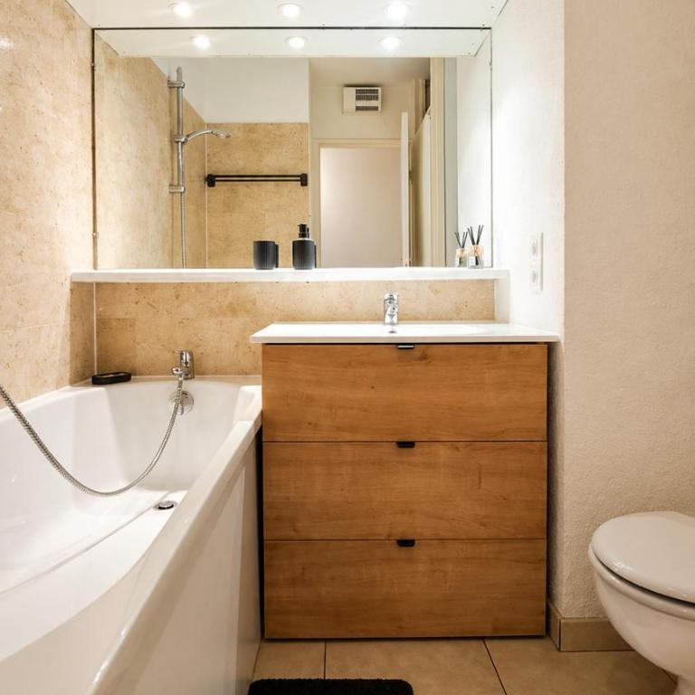 Appartement climatisé avec piscine, proche centre et plages d'Antibes - Studio avec Vue sur Jardin - 7