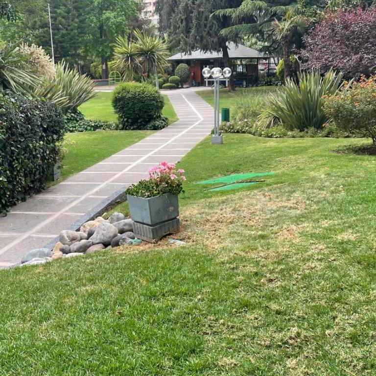 Lado Parque Arauco 3 Habitaciones - Three-Bedroom Apartment with Mountain View - 10