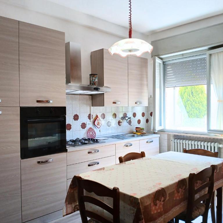 CN039 - Cesenatico, trilocale con giardino e posto auto - Appartamento con 3 Camere da Letto - 2