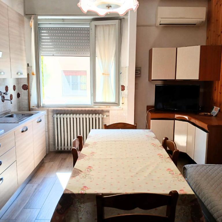 CN039 - Cesenatico, trilocale con giardino e posto auto - Appartamento con 3 Camere da Letto - 3
