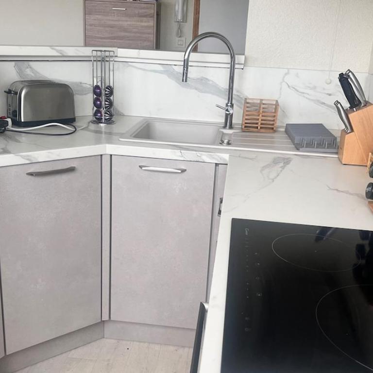 Appartement proche centre ville - Appartement 1 Chambre - 6