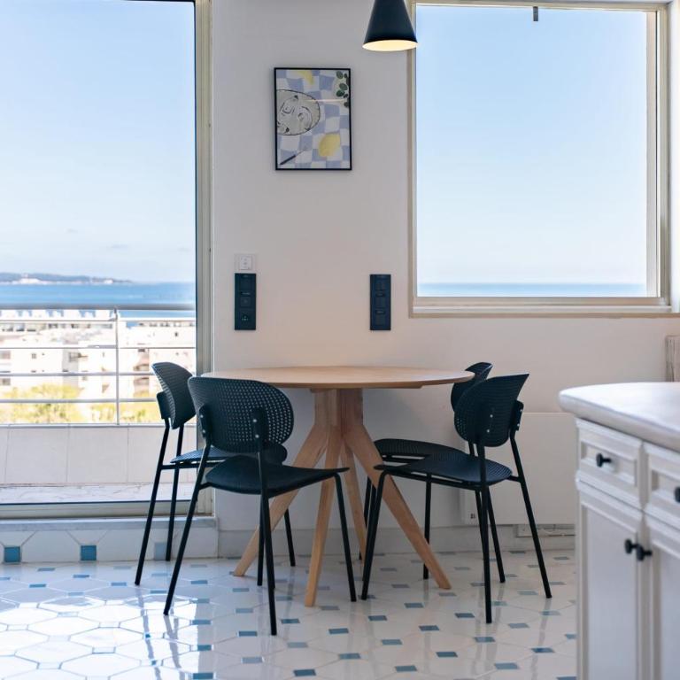 COZYSTAY Appartement dexception Vue mer dernier étage terrasse garage - Appartement - 17
