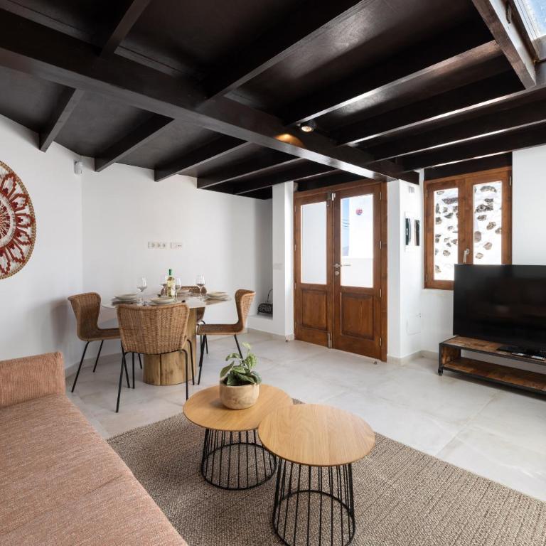 Roseta 1 by Escape Home - One-Bedroom Apartment with Terrace - 8
