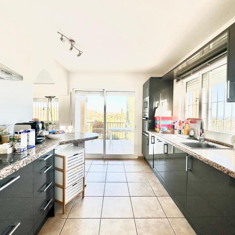 Villa Vista Verde -Sea views -3 Bedrooms -Heated Pool - Villa de 3 dormitorios - 11