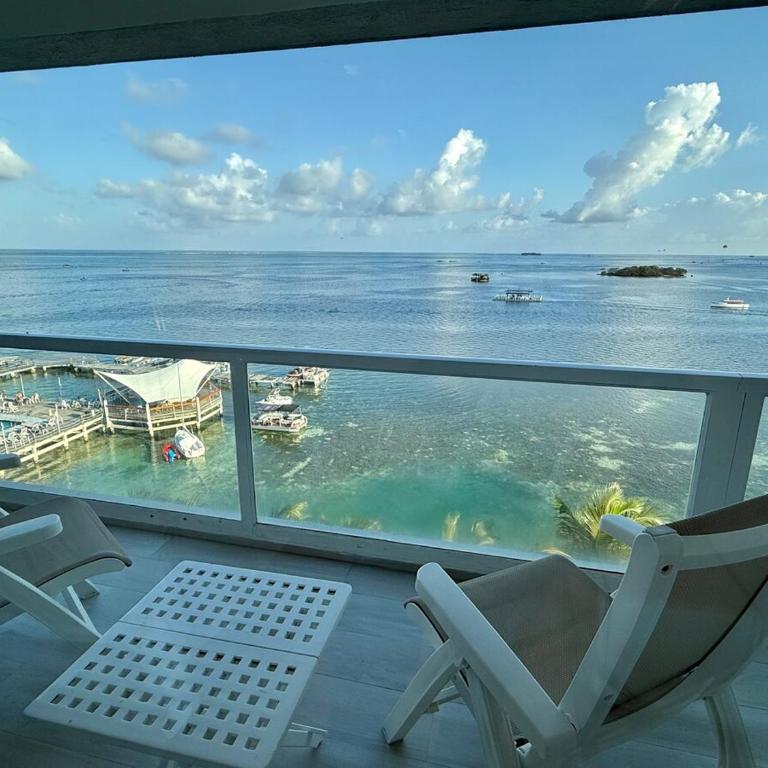 Lujoso apto con balcón, vista al mar y playa privada - Apartamento Deluxe de 2 dormitorios con vistas al mar - 5