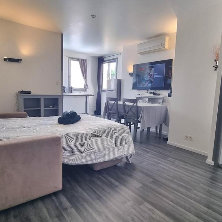 Chez K&D by Jean - One-Bedroom Apartment - 5
