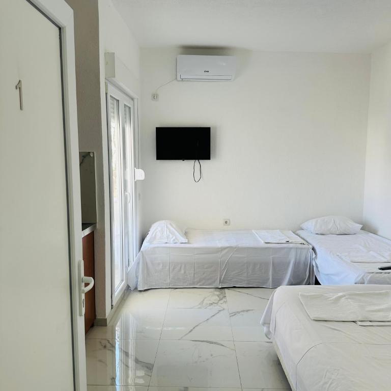 Garden studio apartmans - One-Bedroom Apartment - 6