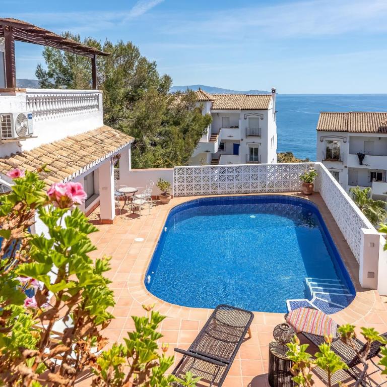 Exclusive Villa, Wonderful Garden, Private Heated Pool - Villa with Private Pool - 11