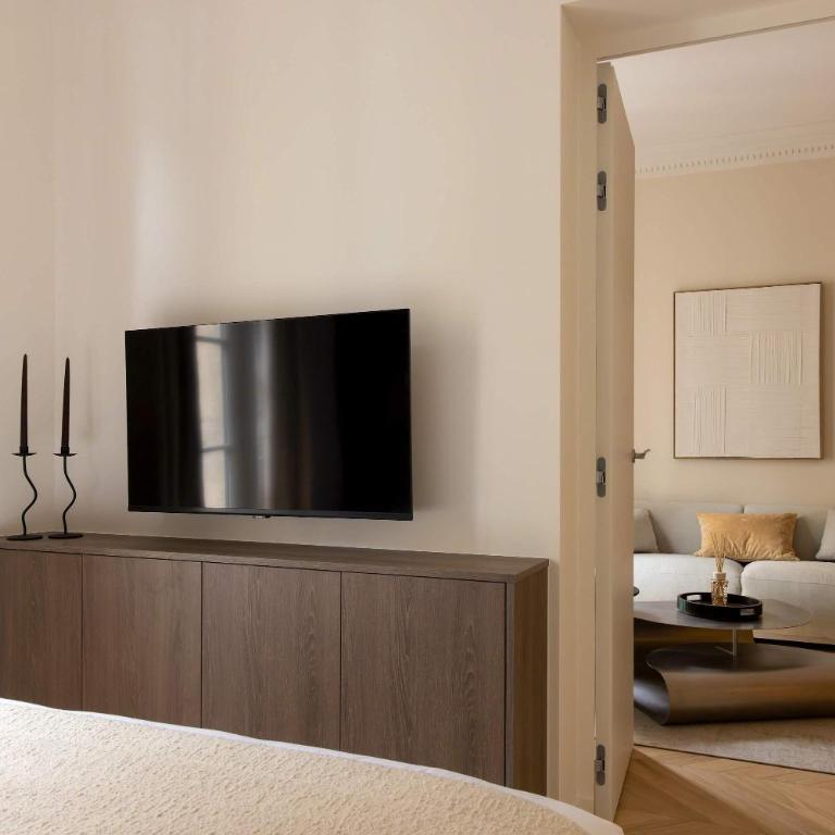 Harmony Collection III 3BR Suite 6P Opera Grevin - Apartment - 18