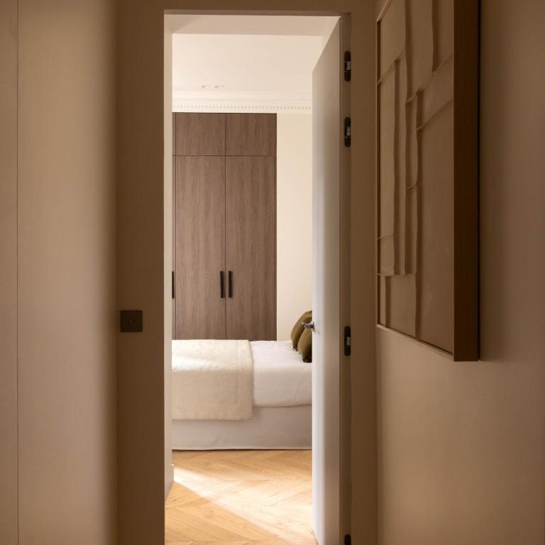 Harmony Collection III 3BR Suite 6P Opera Grevin - Apartment - 9