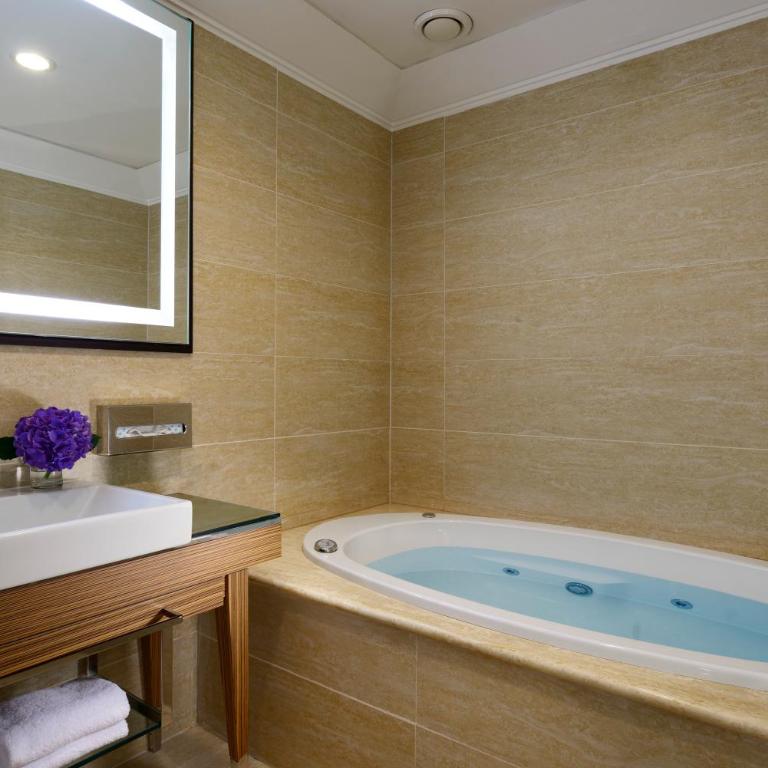 UNA Hotels Decò Roma - Suite Executive - 5