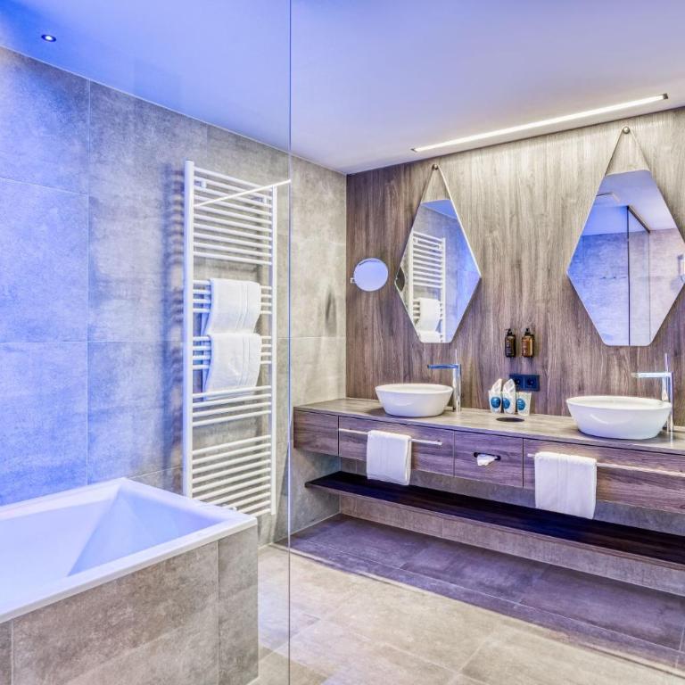 ZillergrundRock - Luxury Mountain Resort - Premium Suite Zillerelfe - 1
