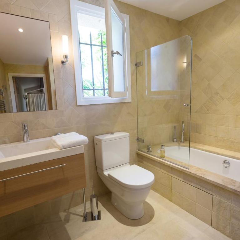 Splendid Villa near Valbonne - Villa - 21