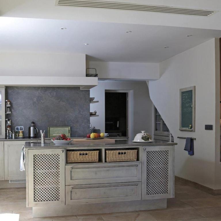 Splendid Villa near Valbonne - Villa - 25