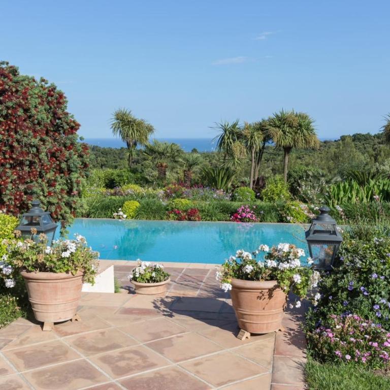 Splendid Villa near Valbonne - Villa - 27
