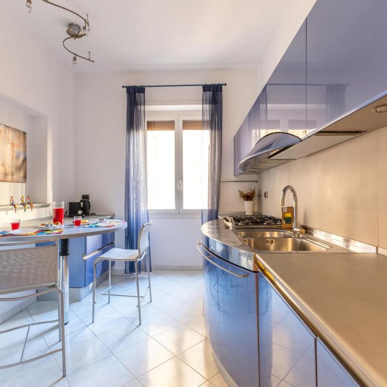 Hostly Modern Family Apartment Rome Center - Appartamento Deluxe con 3 Camere da Letto - 12