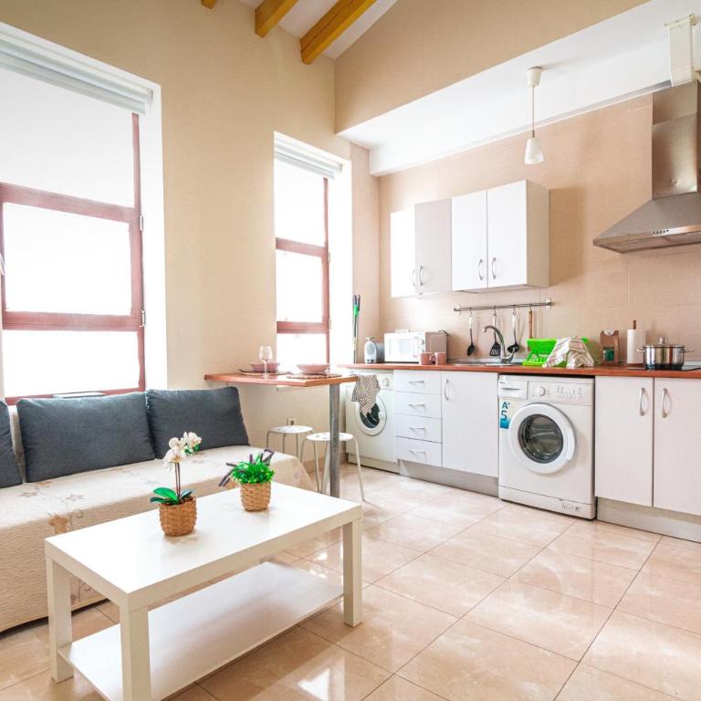 EDomus Los Patios de Feria - Apartamento de 1 dormitorio - 1