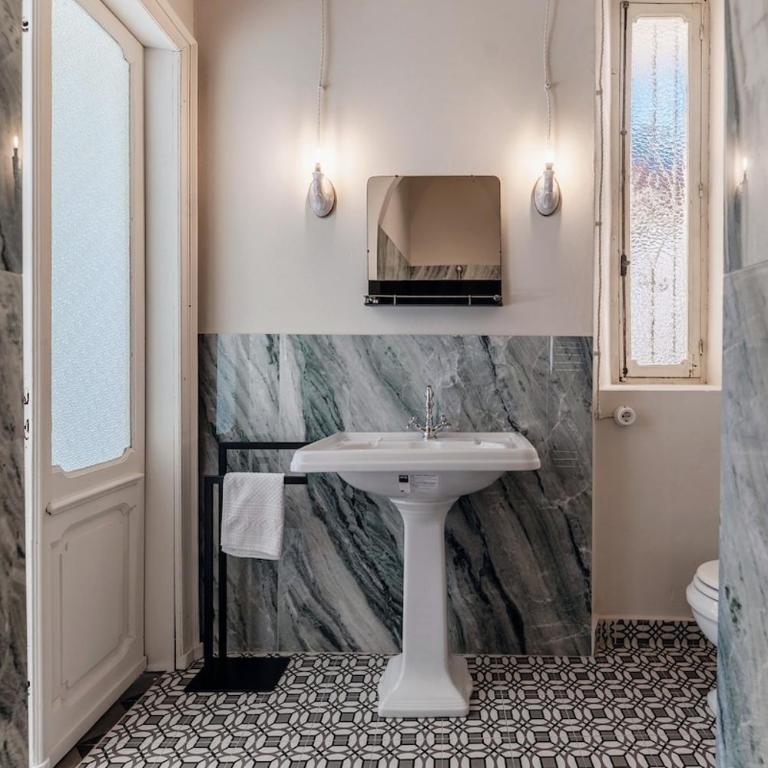 Palazzo della Rienza Suites - One-Bedroom Apartment - 36