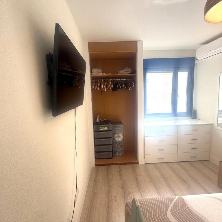 Céntrico con piscina y parking Terraza espaciosa - Apartamento de 3 dormitorios - 6