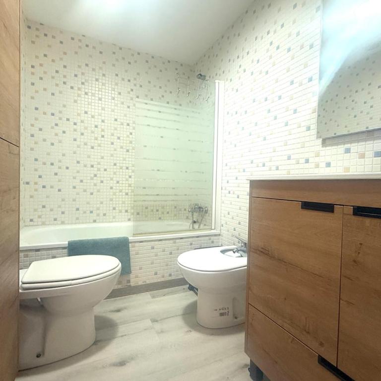 Céntrico con piscina y parking Terraza espaciosa - Apartamento de 3 dormitorios - 39