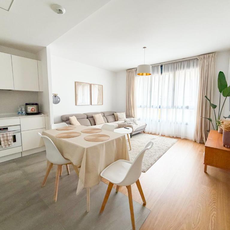 Acogedora vivienda con parking en la Playa de Las Canteras - Casa de 2 dormitorios - 1
