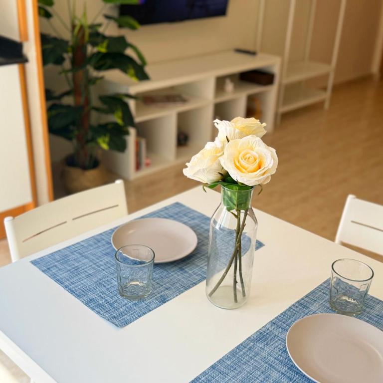 Apt con chill-out, piscina en la azotea a 5 min de la playa y parking privado - Estudio con terraza - 5