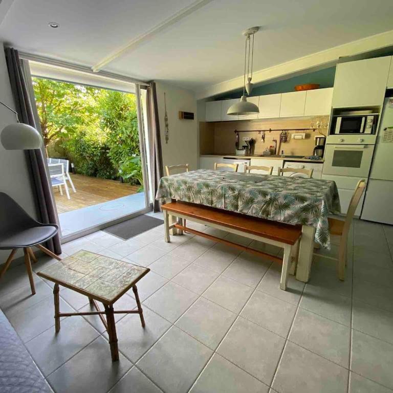 Maison avec grande terrasse arborée, au coeur de Berck-Plage, à 500m de la plage - Maison 3 Chambres - 4