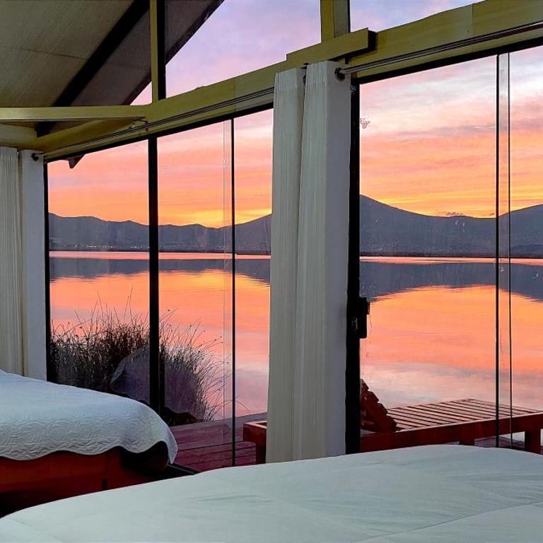 Titicaca Uros Atardecer - Bungalow - Frente al agua - 3