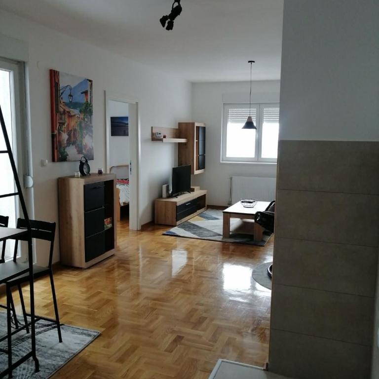 Apartman Iva - One-Bedroom Apartment - 34