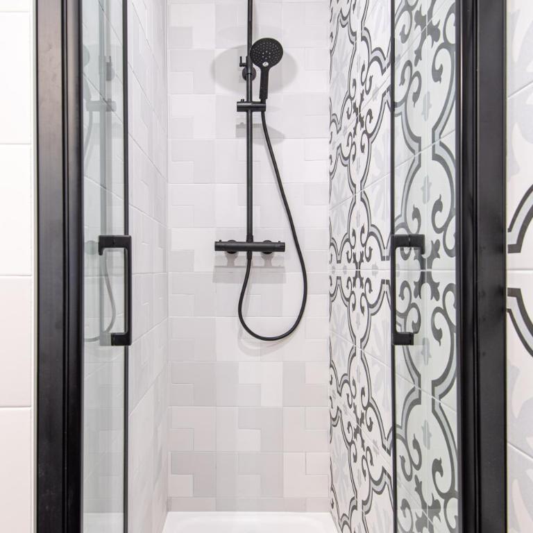 La librairie parisienne-Convention, Porte de Versailles - Appartement avec Douche - 37