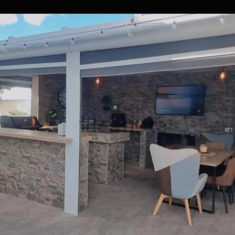 Detached Villa With Private Pool Torrevieja - Villa con piscina privada - 39