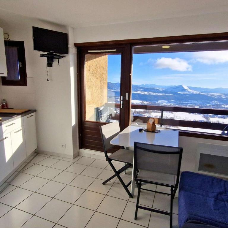 Studio rénové 2 pers - Balcon Sud - Animaux admis - FR-1-393-80 - Studio - 1