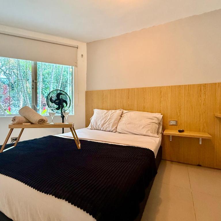 Apartaestudio en Laureles-plaza mayor-Av 33-laundry-wifi - Studio - 4