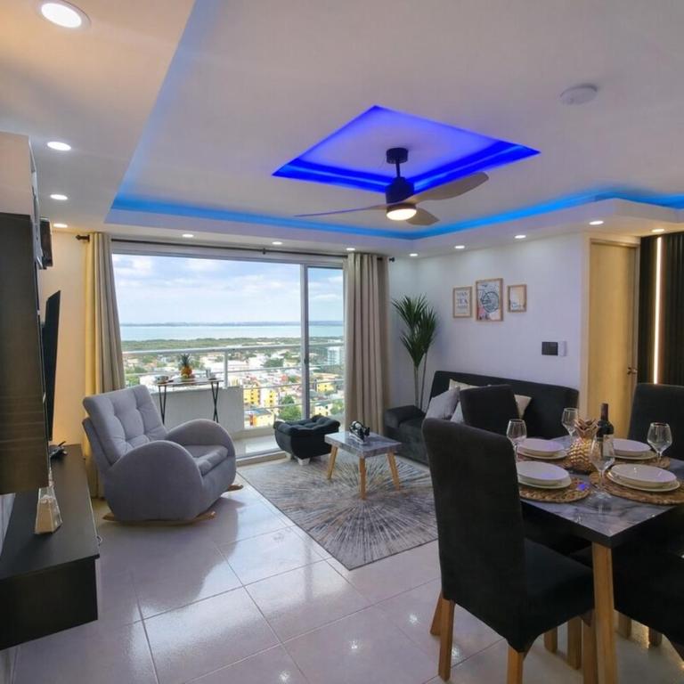 18th-Floor Apartment with a View, 3 Bedrooms, Near the Airport - Apartment - 1
