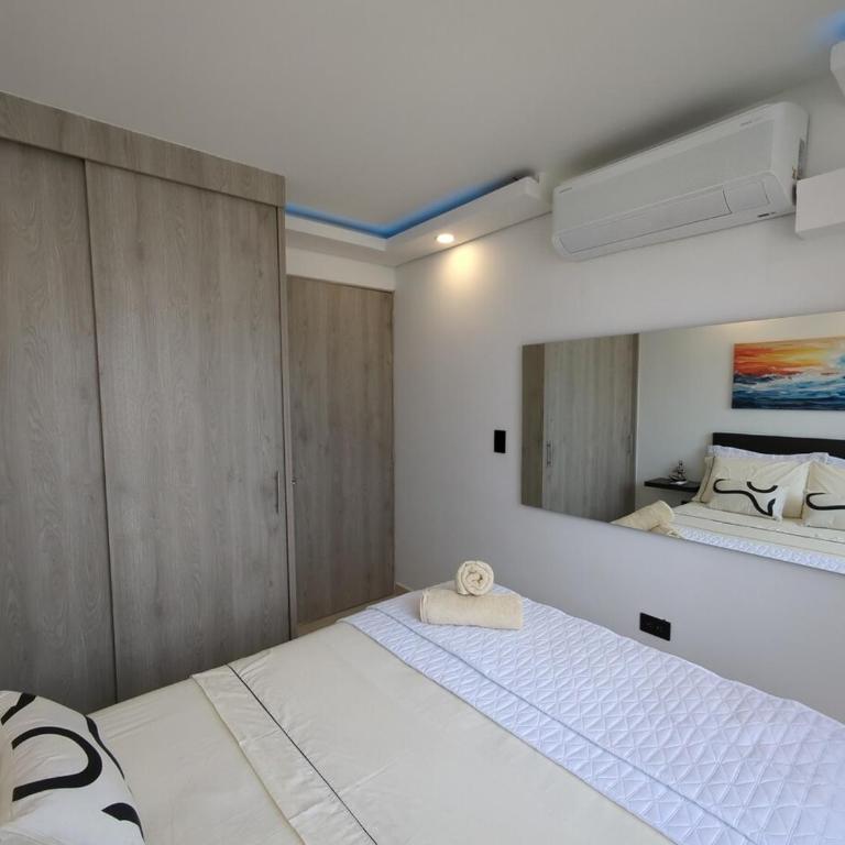18th-Floor Apartment with a View, 3 Bedrooms, Near the Airport - Apartment - 16