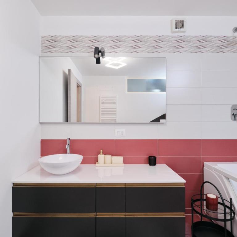 Suite Pordoi Loft di Design con Jacuzzi By HÔTEA - Appartamento con 1 Camera da Letto - 28