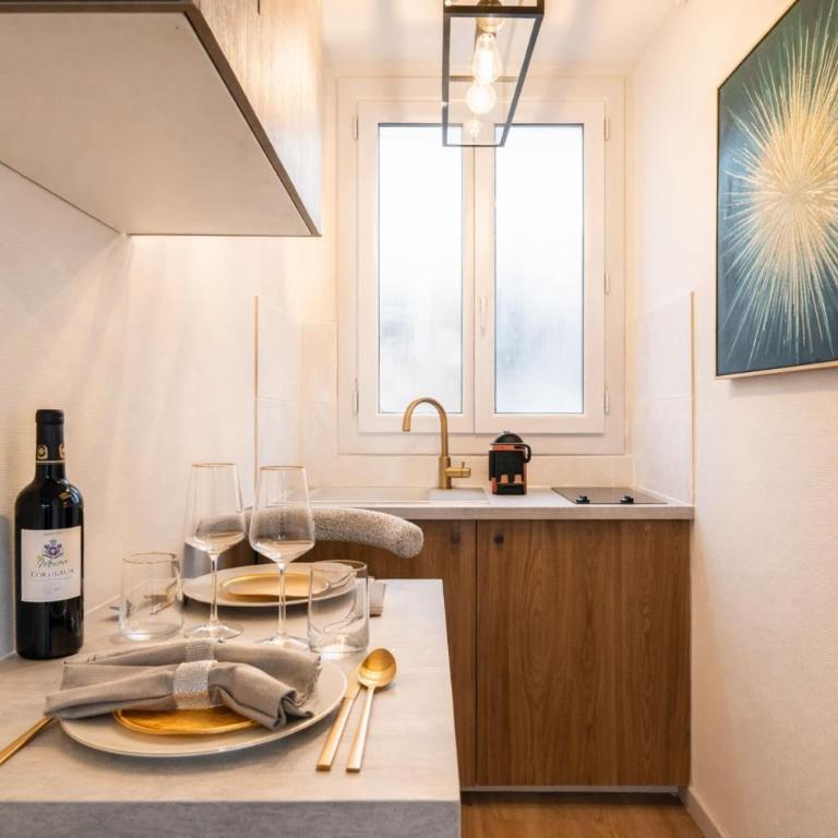 Montparnasse - Deluxe studio for couples, central Paris - Studio - 15