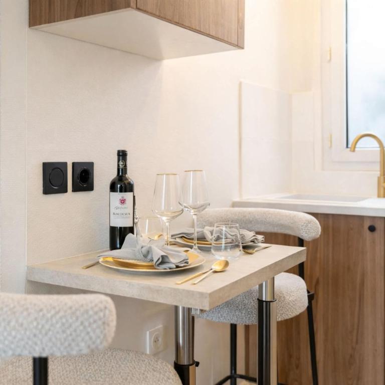 Montparnasse - Deluxe studio for couples, central Paris - Studio - 17