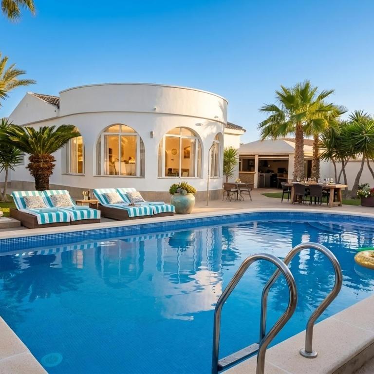 Detached Villa With Private Pool Torrevieja - Villa con piscina privada - 49