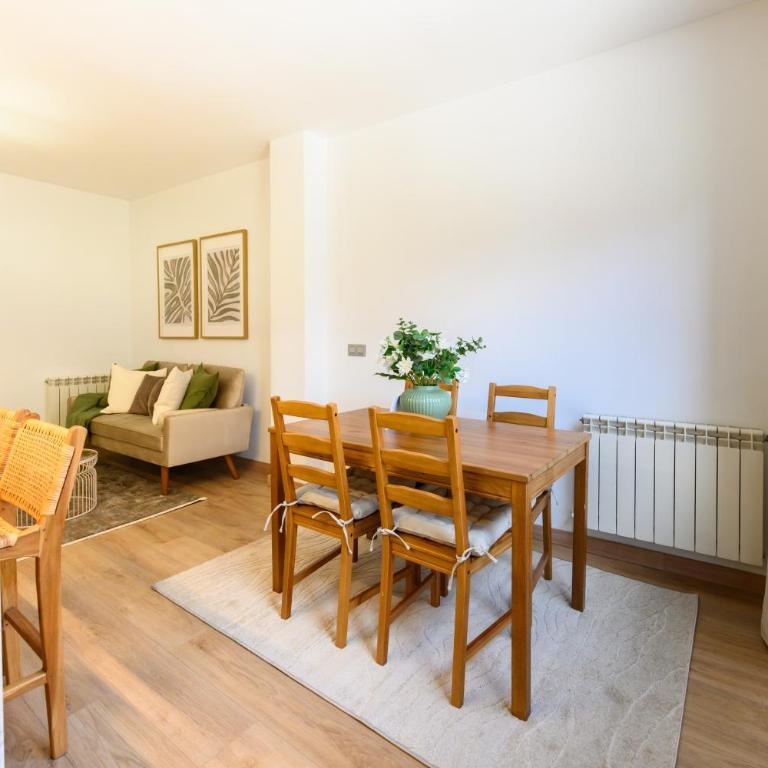HMA121B - Amplio Piso 2 dormitorios y 2 baños en Ciudad Lineal, Madrid - Alquiler temporal - Two-Bedroom Apartment - 14