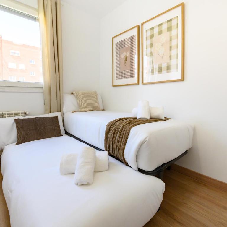 HMA121B - Amplio Piso 2 dormitorios y 2 baños en Ciudad Lineal, Madrid - Alquiler temporal - Two-Bedroom Apartment - 39
