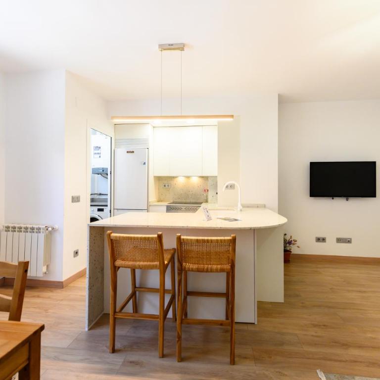 HMA121B - Amplio Piso 2 dormitorios y 2 baños en Ciudad Lineal, Madrid - Alquiler temporal - Two-Bedroom Apartment - 27
