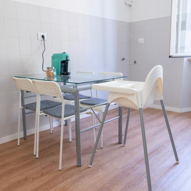 2 camere fronte Ospedale - Centro e Mare a piedi - Appartamento con 2 Camere da Letto - 12